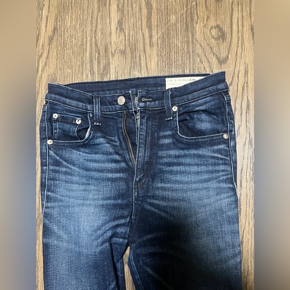Rag & Bone Skinny Crop Jeans, excellent condition. Zipper at the calf. - Picture 4 of 4